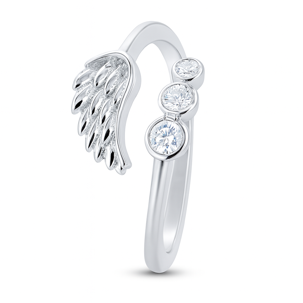 Feather pattern with 3 studded stone adjustable ring