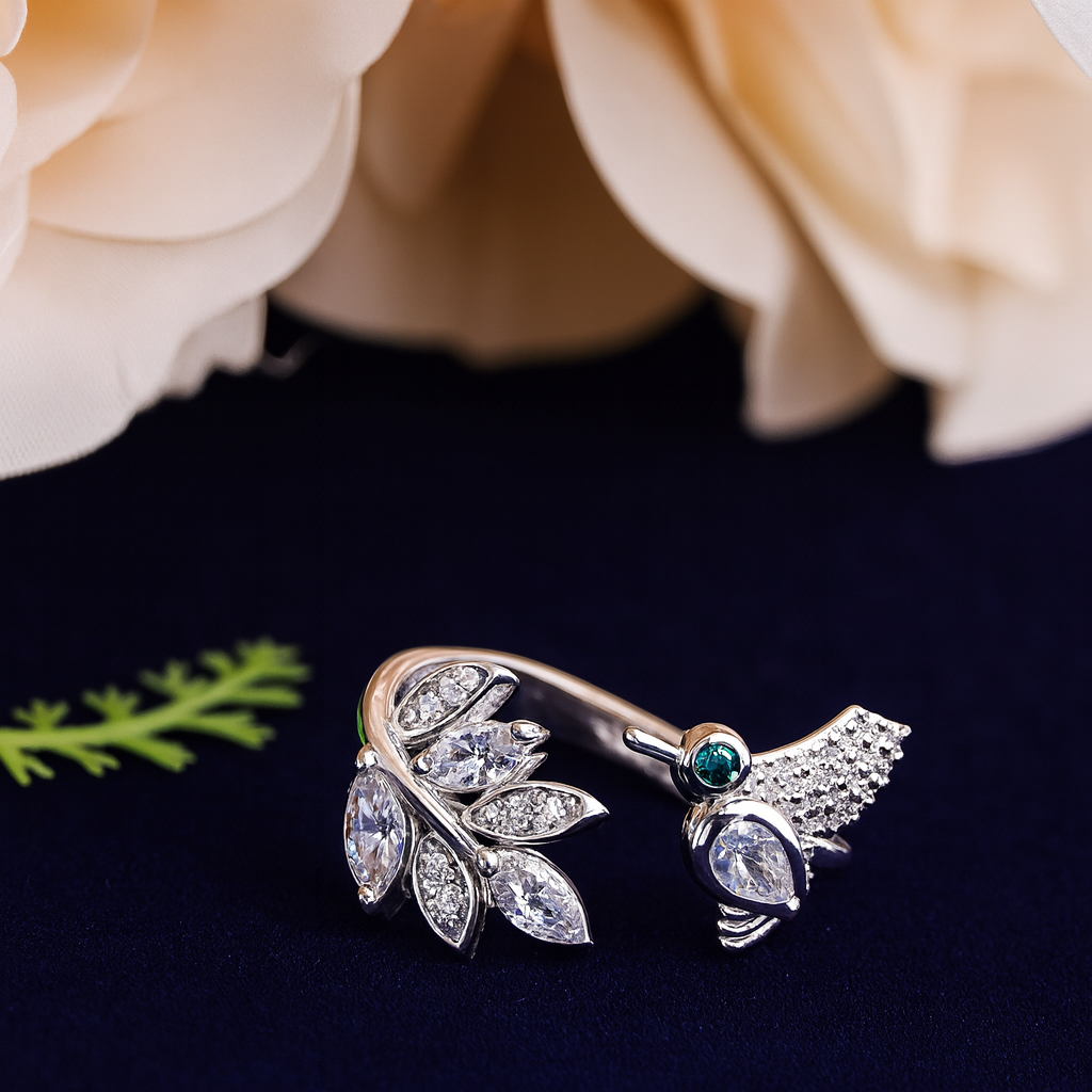 Lovely bird leaf with the green stone eye adjustable ring