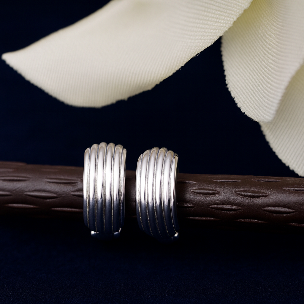 Semi-Curve Silver Bali Earrings