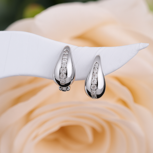 Raindrop Spark Silver Bali Earrings (Rain drop pattern with studded stone)