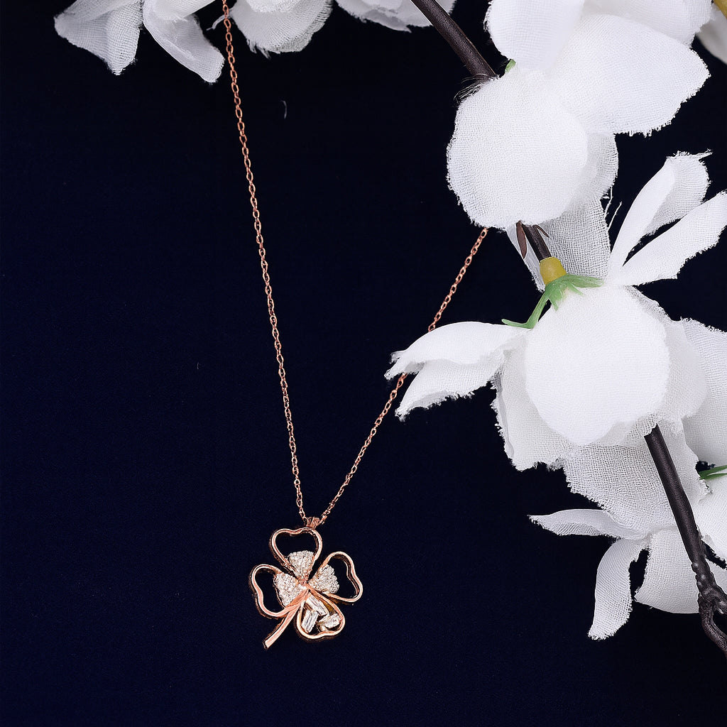 Heart Petal Flower Pendant Necklace in Rose Gold